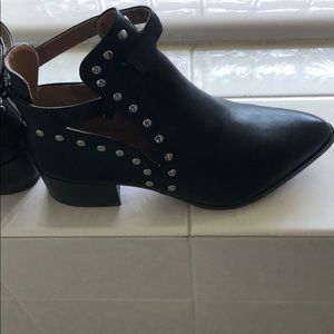 Black leather Qupid Boot